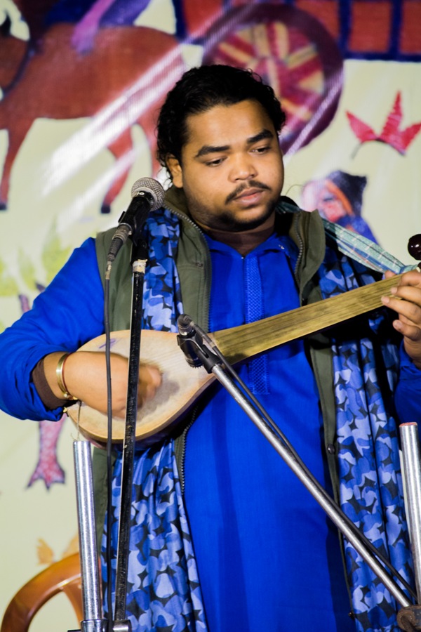 Kangal Khyapa performing at Akhra@Baitanik